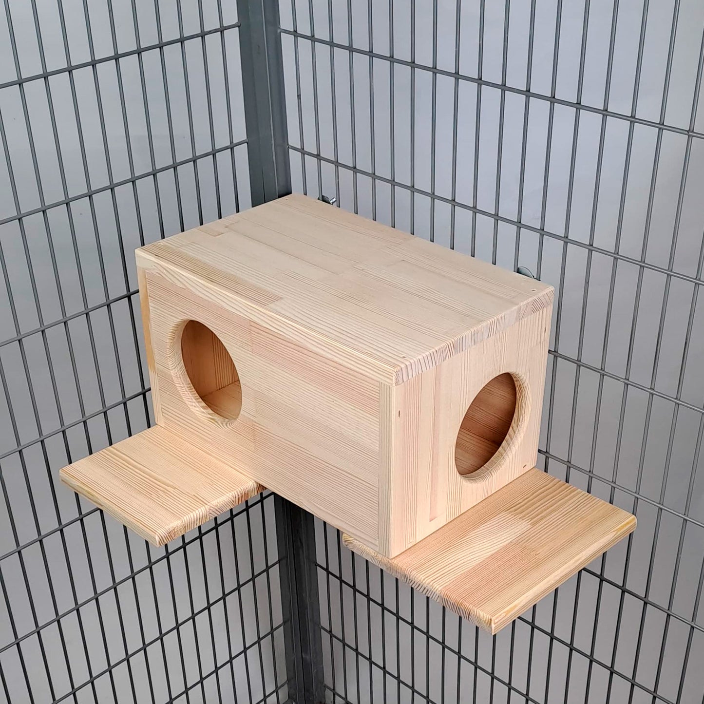 Wooden Chinchilla House – Kiln-Dried Pine. Natural Pet Hideout for Small Animals (Rabbits, Guinea Pigs, Degus)