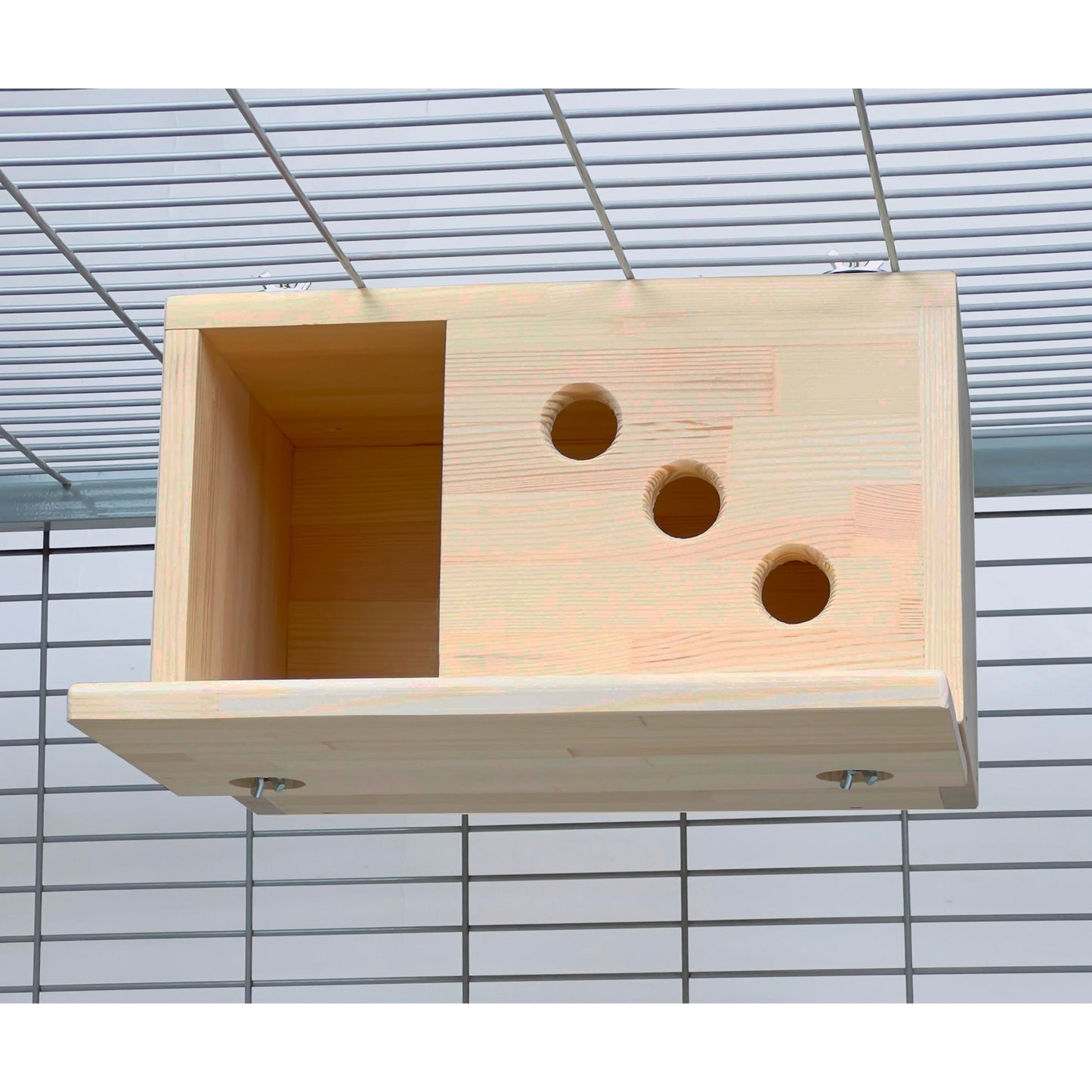 Wooden Chinchilla House – Kiln-Dried Pine. Natural Pet Hideout for Small Animals (Rabbits, Guinea Pigs, Degus)